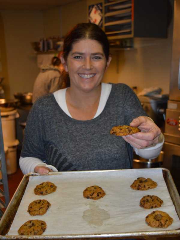 Mom Bakes Up Tasty — But Allergen-Free — Treats At Izzi B's In Norwalk