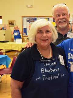 Trumbull Church Dishes Up Blueberry Festival  To Celebrate Summer