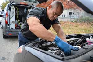 Rutherford Mobile Auto Tech Rolls Around Bergen County