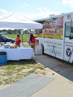 Food Truck Friday Rolls In To Bethel