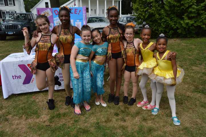 Dancers from different studios gather together for a group picture at Stratford&#x27;s Dance Day.