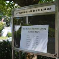 <p>Rutherford Library will be observing summer hours</p>