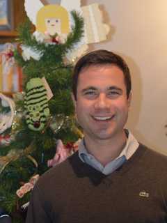 Round Hill Church In Greenwich Invites Teens To Join Scavenger Hunt At Mall