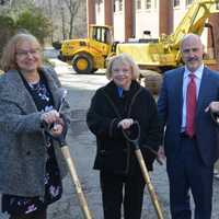 <p>New Castle Supervisor Rob Greenstein (second from right) poses for photos with his three predecessors who also presided over the Chappaqua Crossing review. They are, from left to right, Barbara Gerrard, Janet Wells and Susan Carpenter.</p>