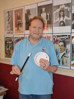 Illusionist Conjures Up Good, Fresh Food At Magic Cafe In Shelton