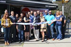 Customers Pay It Forward At New Latin Restaurant In Stratford