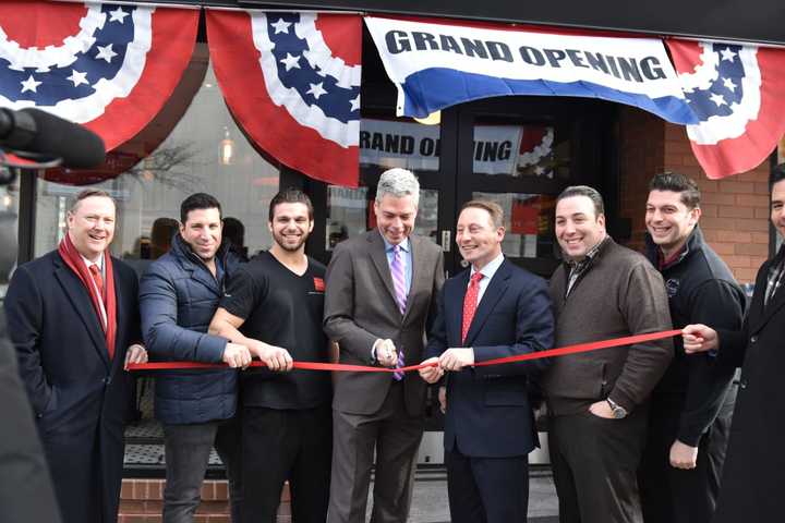 White Plains Gets New 'Slice' Of Life With Artisan Pizzeria