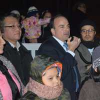 <p>Mayor Joe Ganim of Bridgeport addresses the crowd at a rally against President Trump&#x27;s executive order on immigration.</p>