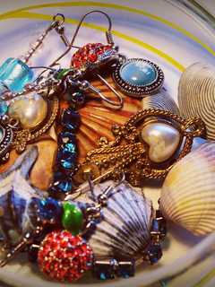 Ramsey Library Seeks Jewelry, Book Donations For Sale