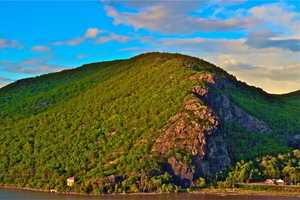 Rockslide Causes Closure Of Popular Breakneck Ridge Trail