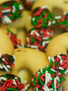 Make Cookies, Marshmallows, Ornaments At SoNo Branch Library In Norwalk