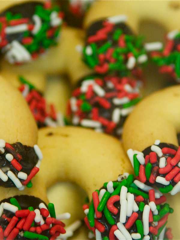 Make Cookies, Marshmallows, Ornaments At SoNo Branch Library In Norwalk
