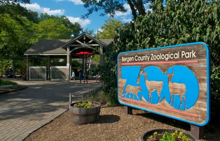 The entrance to the Bergen County Zoo.