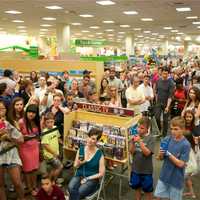 <p>The HGTV phenoms known as the Property Brothers had crowds gathering and pulses racing Monday evening at a book signing at Barnes &amp; Noble in White Plains.</p>