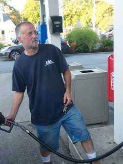 Connecticut Gas Prices Drop As National Numbers Bump Up