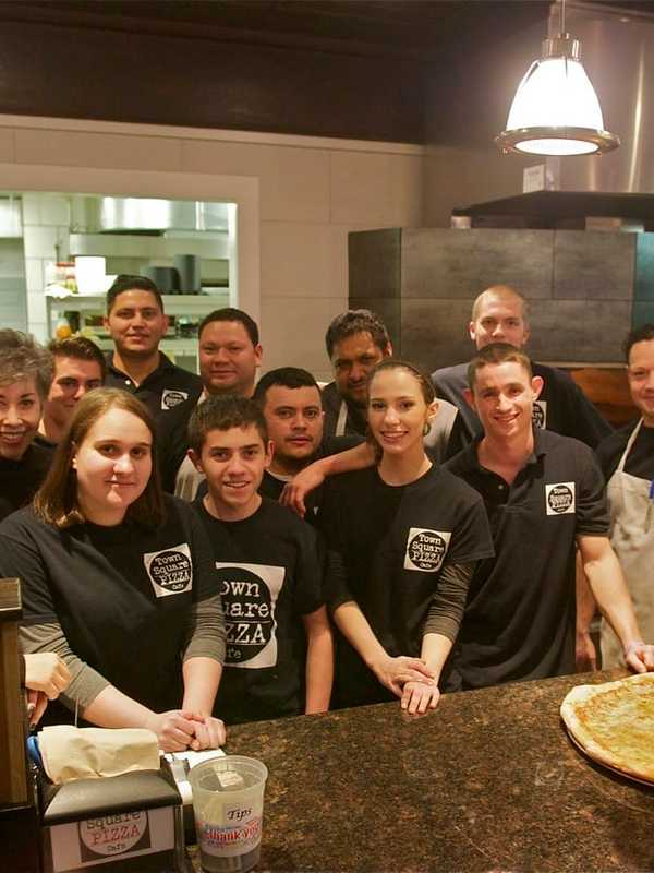 Sauro's Town Square In Patterson Wins DVlicous 'Best Pizza In Putnam'
