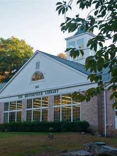 Children's Improv Class Sets Up At Brookfield Library