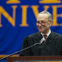 Shutdown Countdown: Schumer Meets Trump, Maloney Will Give Up Paycheck