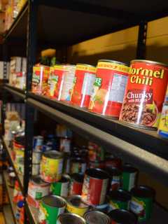 Food Pantry For Pascack Towns Preps For Thanskgiving