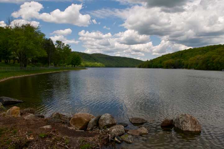 Squantz Pond State Park