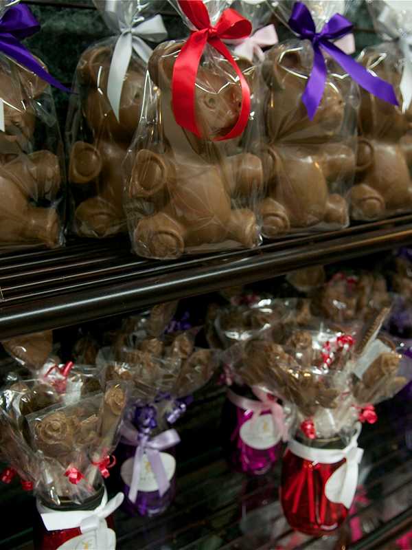 Chocolate Works Darien Hosting Children's Workshops