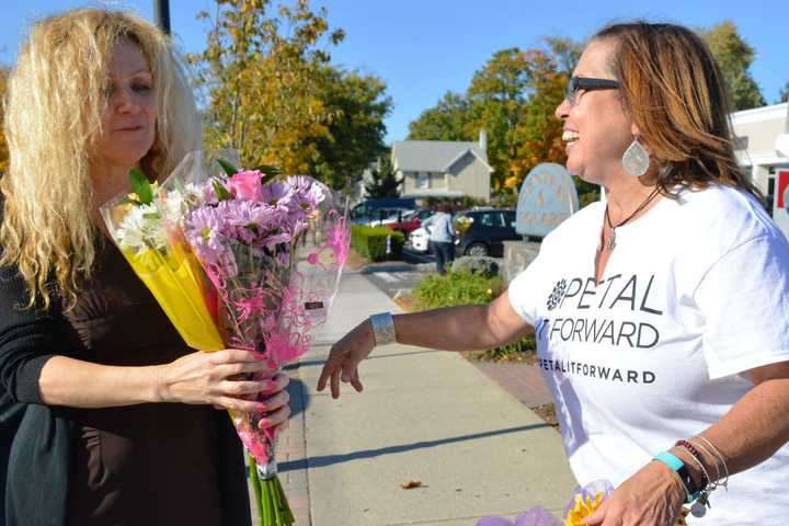 Florist Gives Away 500 Bouquets On Westwood Streets