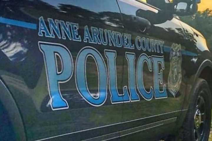 Driver Dies Blowing Red Light, Passenger Critical In T-Bone Freightliner Crash In Maryland: PD
