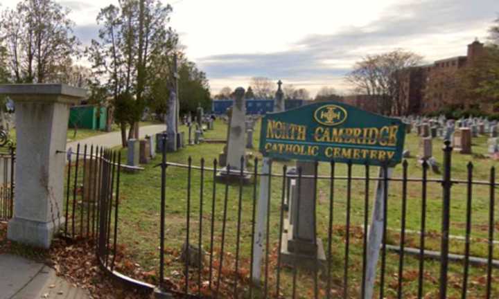 North Cambridge Catholic Cemetery