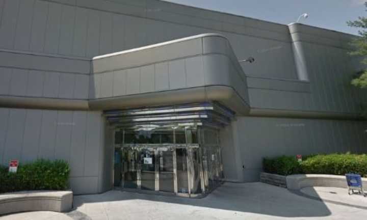 Entrance to the Marley Station Mall in Glen Burnie