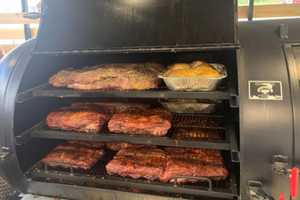 Danbury Community Crafts The Menu At This BBQ Restaurant