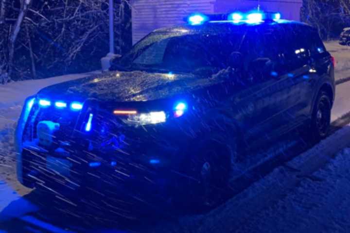 Westford 30-Year-Old Man Dies In Single-Car Crash: Police