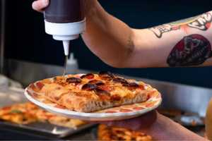 Mobile Pizzeria Sets Up Shop In Boston With New Type Of Pie