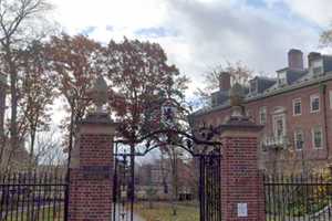 Harvard Dorm's Slave-Owning Namesakes Spark Student Denaming Petition