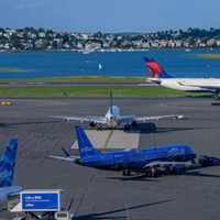 JetBlue Flight Narrowly Avoids Run-In With LearJet Plane At Boston Airport: Feds