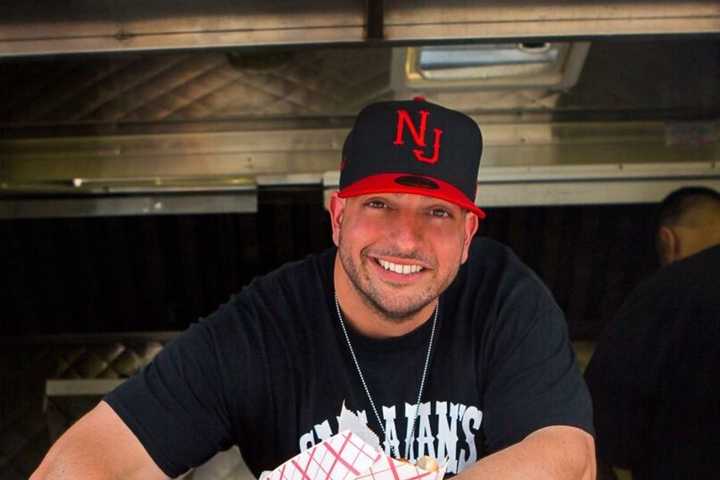 Norwood's Callahan's Competes For DVlicious 'Best Hot Dog In Bergen'