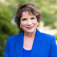 Weston Plans Special Meeting On Selectman Status