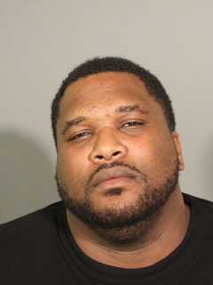 Man With Gun Impersonates Officer, Robs Pizza Man In Danbury