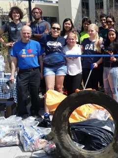 Yonkers Businesses, Volunteers Join Forces To Clean Saw Mill River
