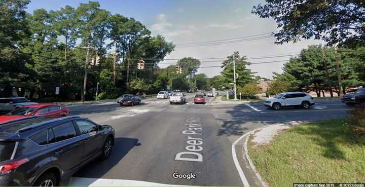 Deer Park Road and Old Country Road in Dix Hills