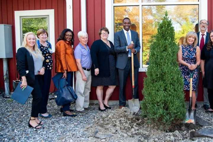Congressman Antonio Delgado Visits HRHCare Amenia Health Center