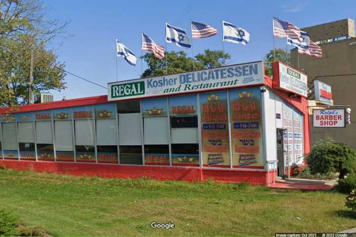 Longtime Deli In Plainview To Remain Open After 'Outpouring Of Love' From Community