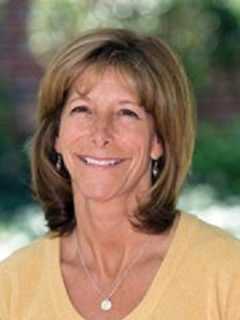 Norwalk Hospital Presenting Lecture For Mothers, Young Daughters