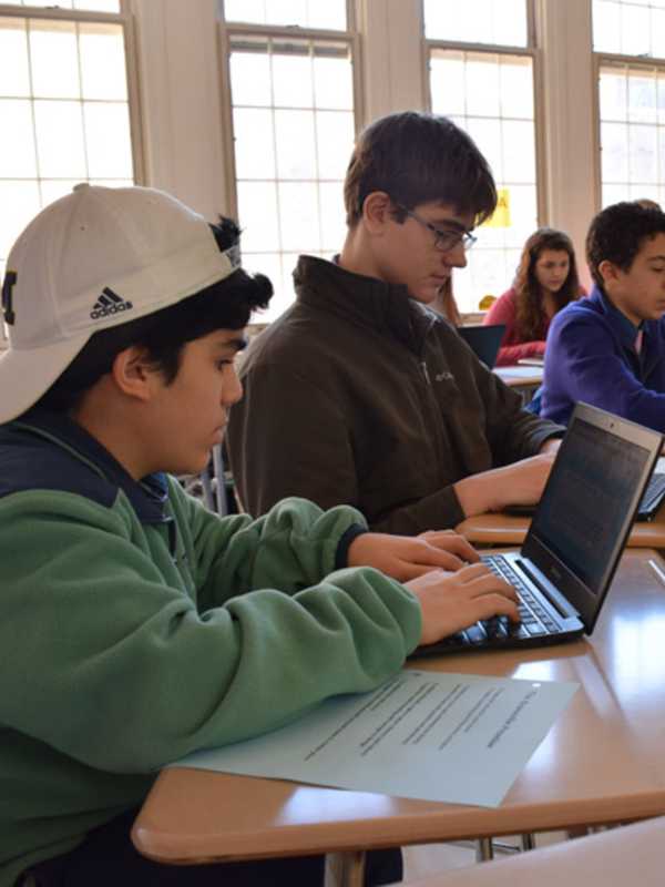 Bronxville HS Freshmen Develop Digital Portfolios To Track Accomplishments