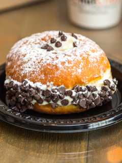 A New Kind Of Sugar Rush: Donut Crazy Delivers