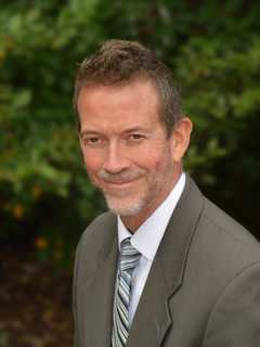 Jewish Family Service Of Stamford Focuses On College Planning