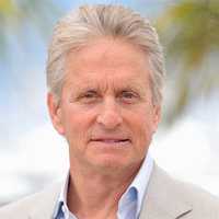 <p>Michael Douglas</p>