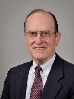 Longtime Westport Orthopedic Surgeon Retires After Five Decades