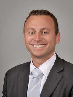 Norwalk Doctor Receives Sports Medicine Certification