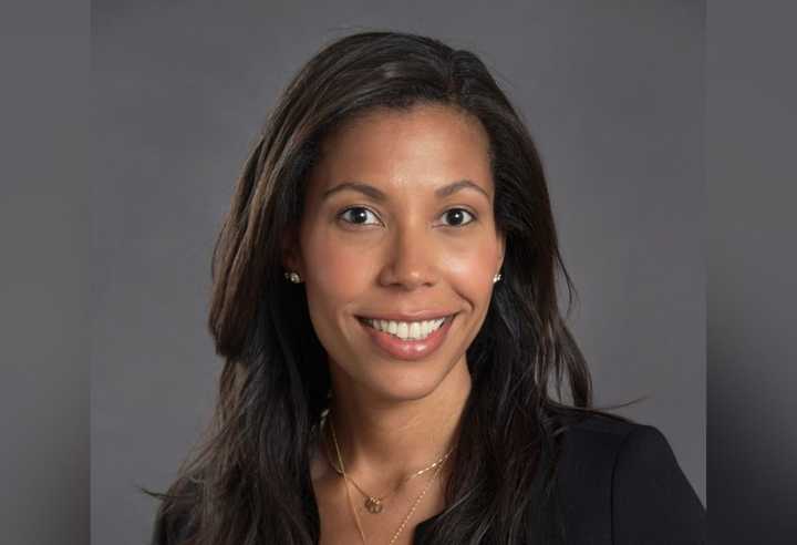 Dr. Gizelka David-West