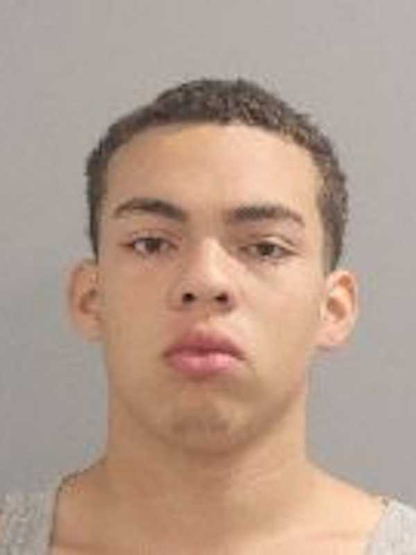 Five Charged After Altercation Outside Long Island 7-Eleven